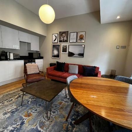 The Soho Loft - Elegant & Modern 1Bdr Appartement Londen Buitenkant foto