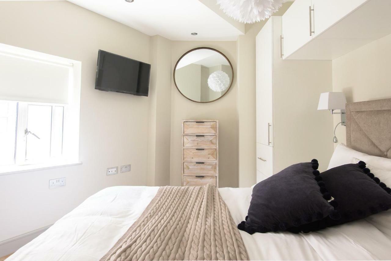 The Soho Loft - Elegant & Modern 1Bdr Appartement Londen Buitenkant foto